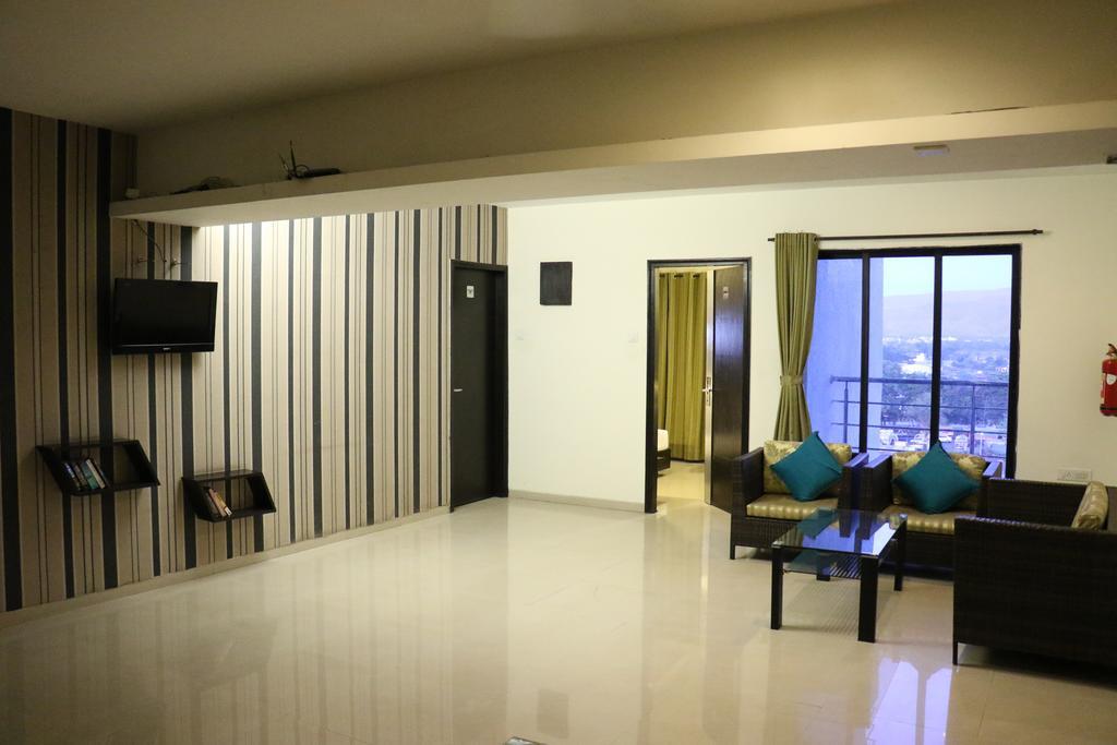 Pallavi A'Vida Nova Bombaim Exterior foto